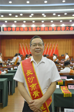 劉玉明.png
